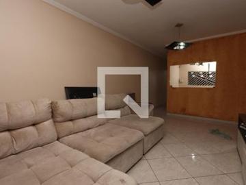 Casa para alugar com 230m², 3 quartos e 2 vagas