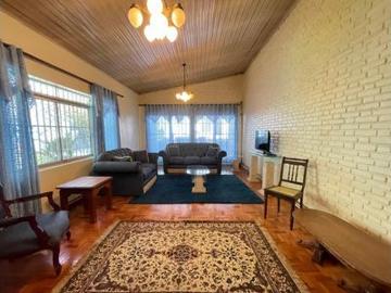 Casa para alugar com 237m², 5 quartos e 8 vagas