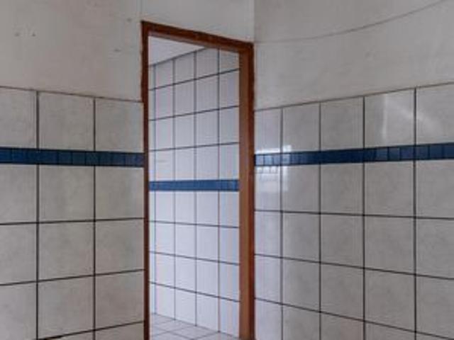 Casa para alugar com 240m², 1 quarto e sem vaga