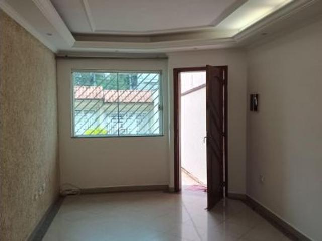 Casa para alugar com 240m², 3 quartos e 3 vagas