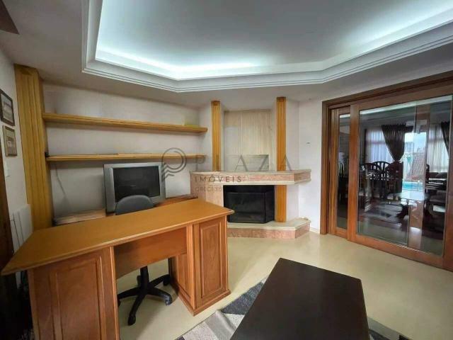 Casa para alugar com 241m², 4 quartos e 3 vagas
