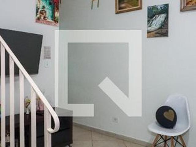 Casa para alugar com 250m², 2 quartos e 2 vagas