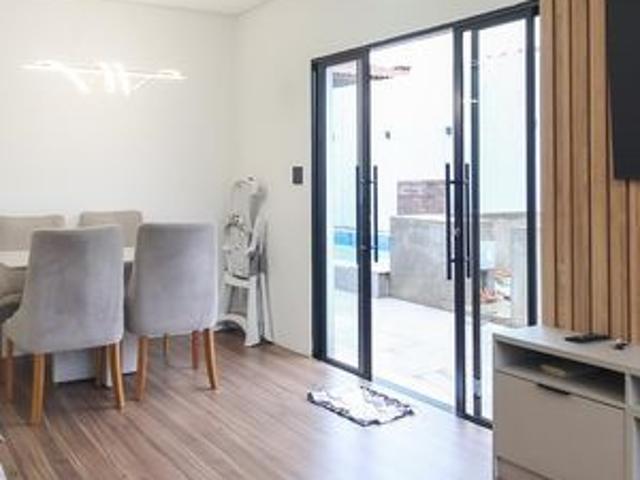Casa para alugar com 250m², 3 quartos e 2 vagas