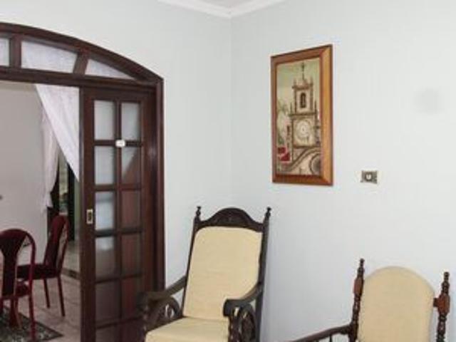 Casa para alugar com 250m², 4 quartos e 2 vagas