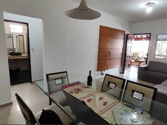 Casa para alugar com 250m², 4 quartos e 3 vagas