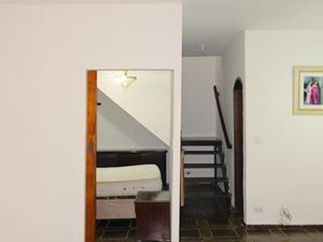 Casa para alugar com 250m², 4 quartos e 4 vagas