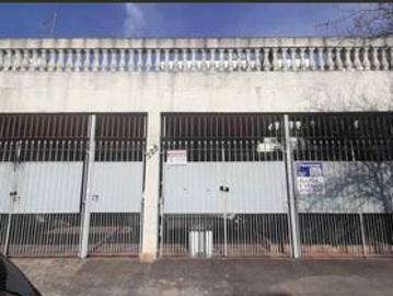 Casa para alugar com 250m², 4 quartos e 5 vagas