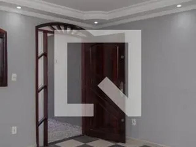 Casa para alugar com 256m², 4 quartos e 3 vagas