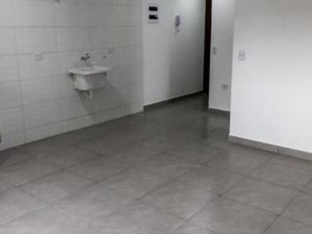 Casa para alugar com 25m², 1 quarto e sem vaga