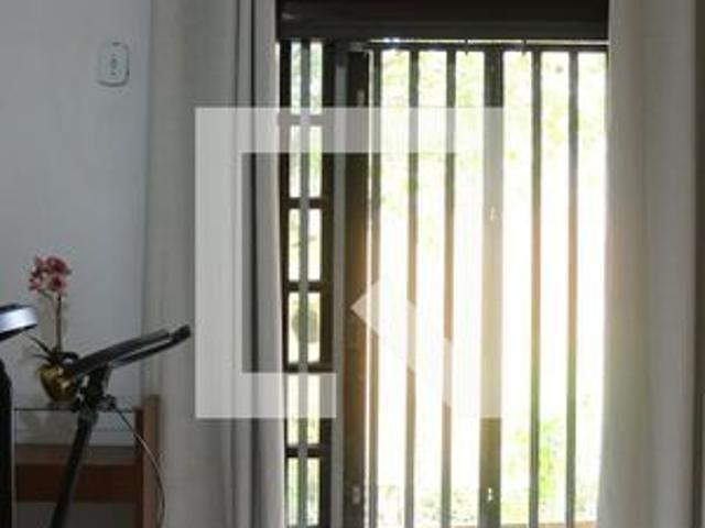 Casa para alugar com 270m², 3 quartos e 5 vagas
