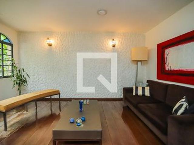 Apartamento para alugar com 0m², 0 quarto e sem vaga