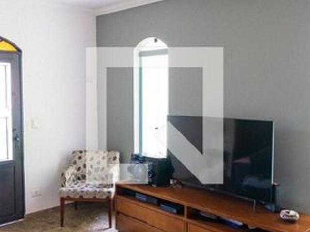 Casa para alugar com 280m², 5 quartos e 2 vagas