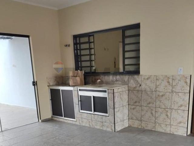 Casa para alugar com 2 quartos, 1 suite, sala, cozinha e area de serviço, no Parque do Estado I