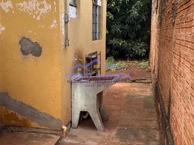 Casa para alugar com 2 quartos e 50 m² por R$ 550/mês