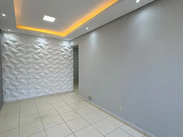 Casa para alugar com 2 quartos e 52 m² por R$ 1.400/mês