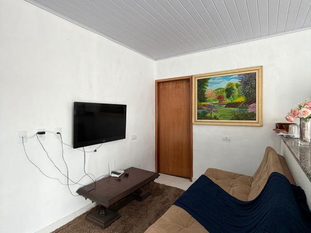 Casa para alugar com 2 quartos e 65 m² por R$ 2.200/mês