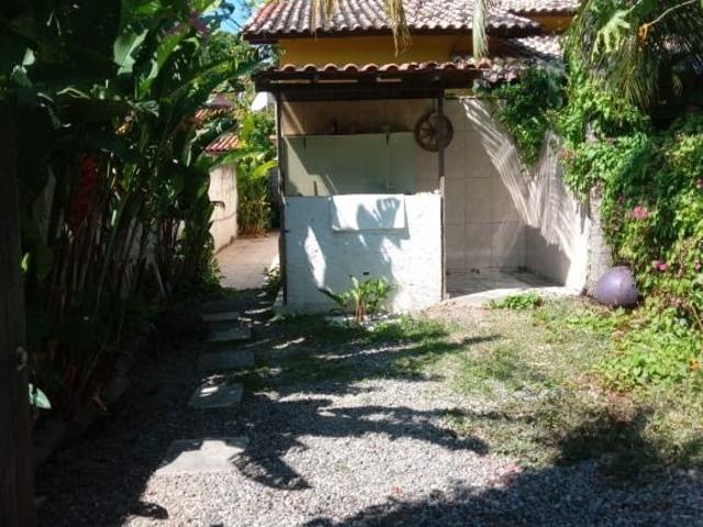 Casa para alugar com 2 quartos e 80 m² por R$ 2.300/mês
