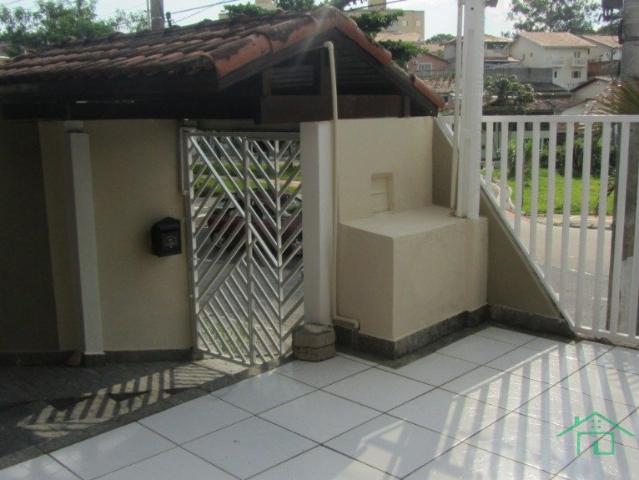 Casa para alugar com 2 quartos e 151 m² de área total por R$ 3.261/mês