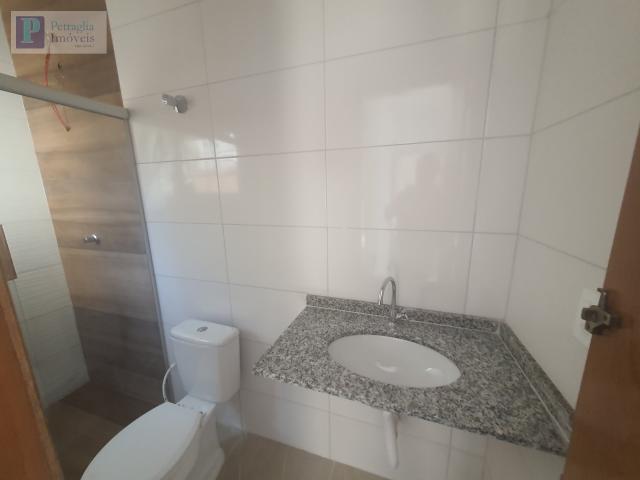 Casa para alugar com 2 quartos por R$ 1.700/mês