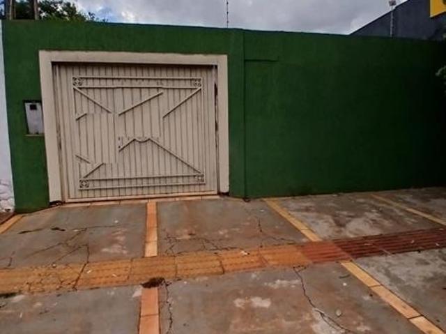 Casa para alugar com 2 suítes + 2 quartos em Jardim Central, Dourados MS