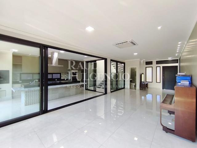 Casa para alugar com 2 Suítes + 2 Quartos em Vivendas do Arvoredo, Londrina PR