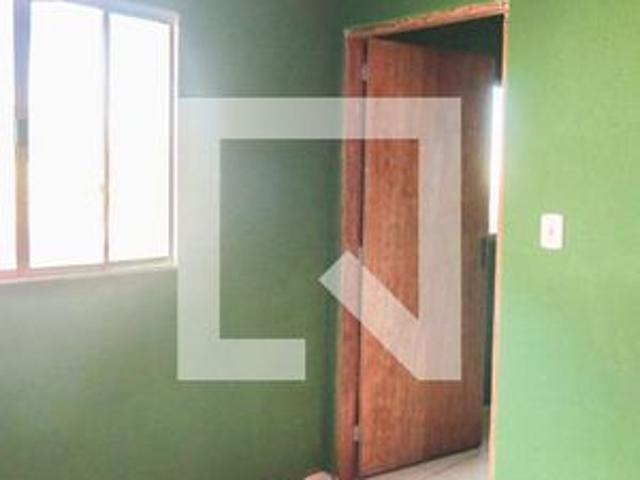 Casa para alugar com 33m², 1 quarto e sem vaga