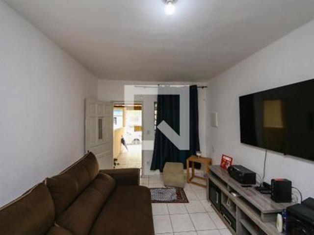 Casa para alugar com 300m², 2 quartos e 1 vaga