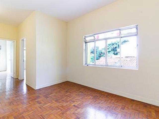 Casa para alugar com 300m², 3 quartos e 1 vaga
