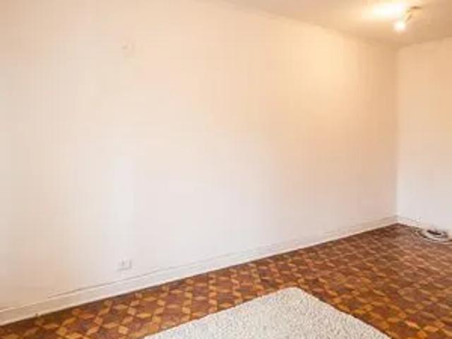 Casa para alugar com 300m², 3 quartos e 3 vagas