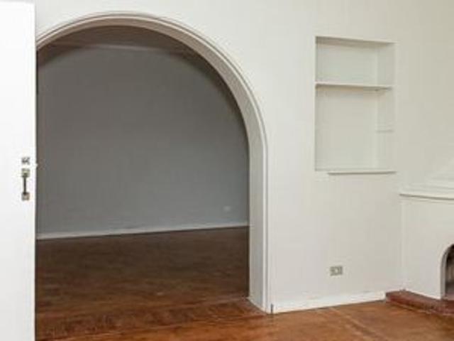 Casa para alugar com 300m², 4 quartos e 1 vaga