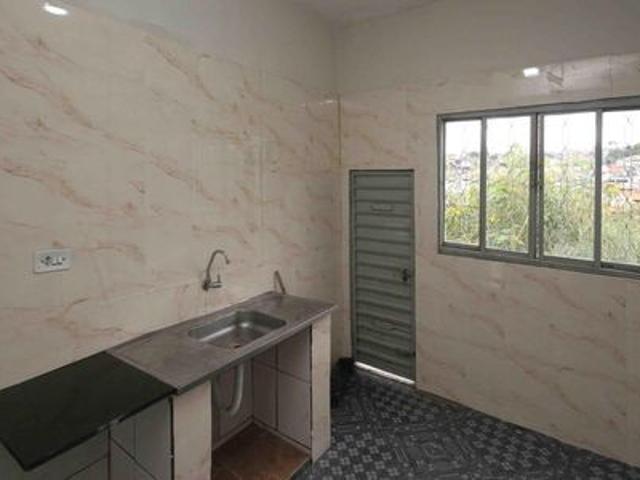 Casa para alugar com 31m², 1 quarto e sem vaga