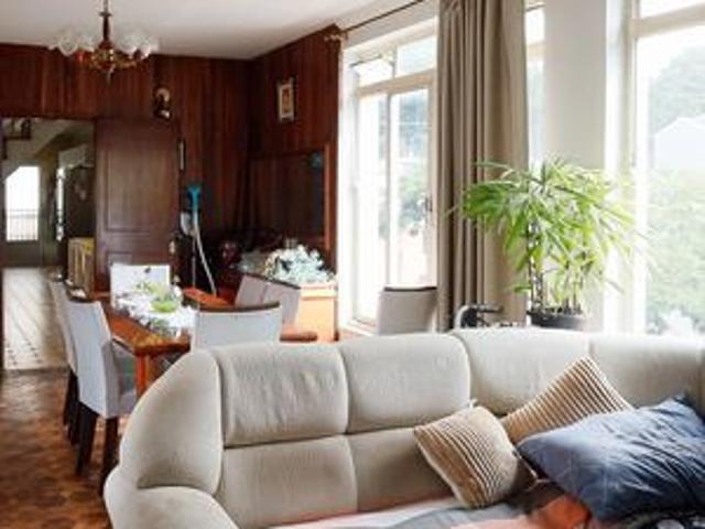 Casa para alugar com 321m², 6 quartos e 4 vagas