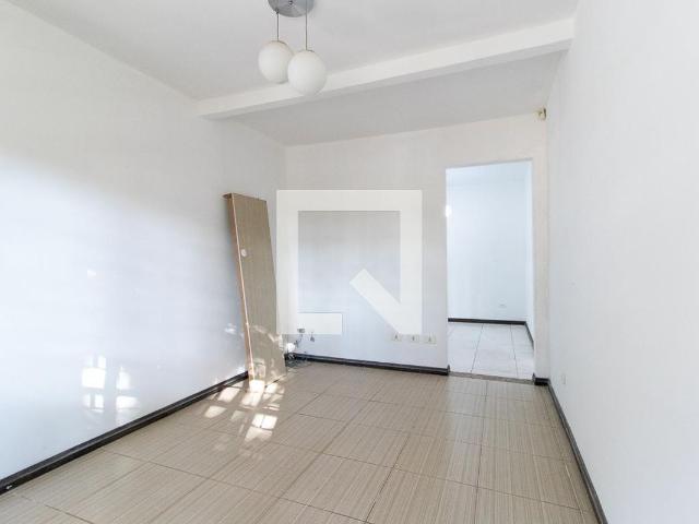Casa para alugar com 330m², 3 quartos e 2 vagas