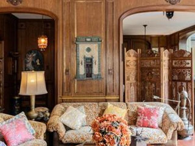 Casa para alugar com 330m², 4 quartos e 2 vagas