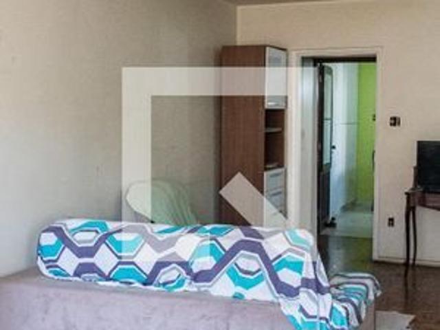 Casa para alugar com 330m², 4 quartos e 3 vagas
