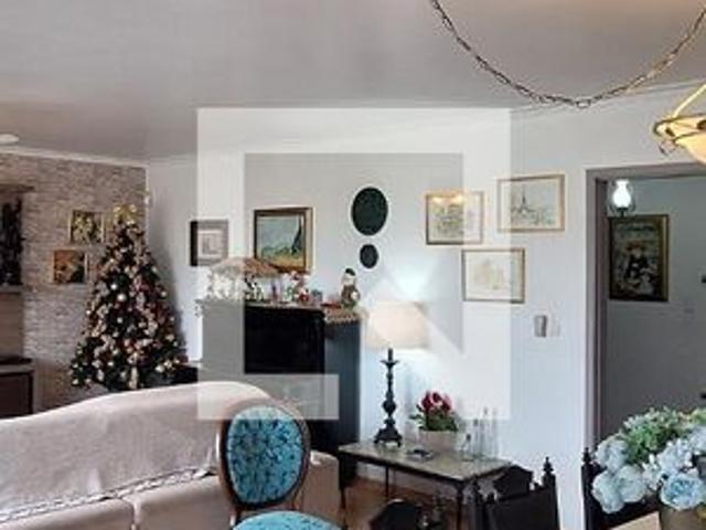 Casa para alugar com 331m², 4 quartos e 4 vagas