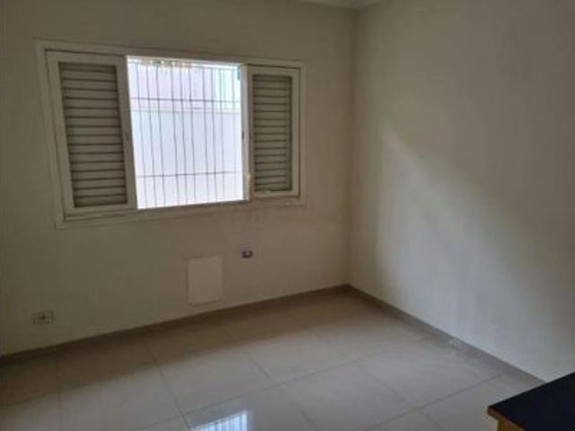 Casa para alugar com 333m², 5 quartos e 5 vagas