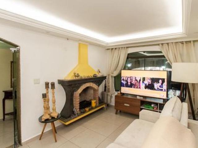 Casa para alugar com 350m², 4 quartos e 2 vagas