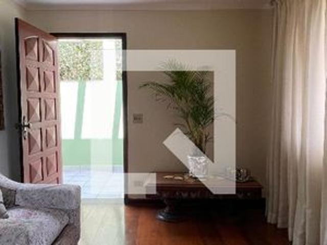 Casa para alugar com 350m², 5 quartos e 5 vagas