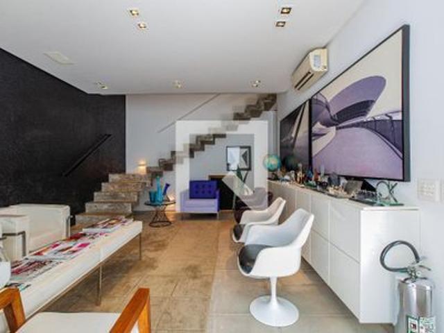 Casa para alugar com 354m², 3 quartos e 2 vagas