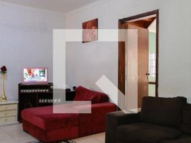 Casa para alugar com 370m², 3 quartos e 2 vagas