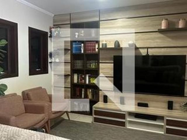 Casa para alugar com 380m², 7 quartos e 2 vagas