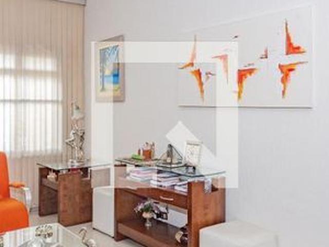 Casa para alugar com 390m², 4 quartos e 4 vagas