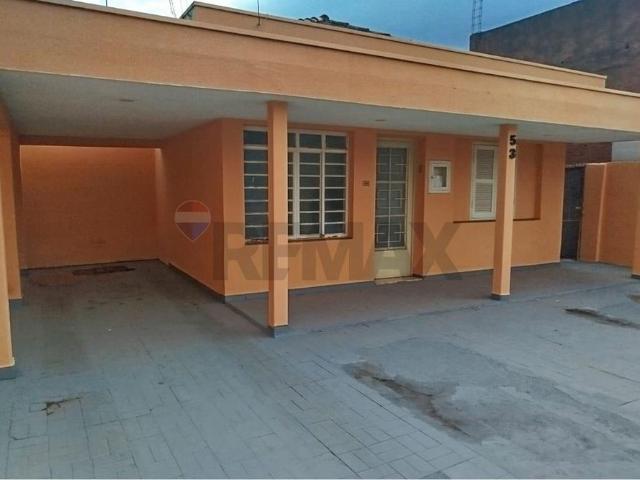 Casa para alugar com 3 dormitórios no Jardim Centenário