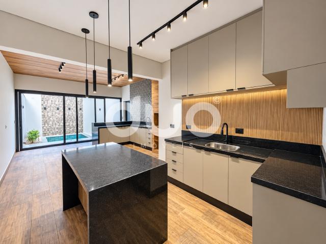 Casa para alugar com 3 quartos e 163 m² por R$ 6.500/mês