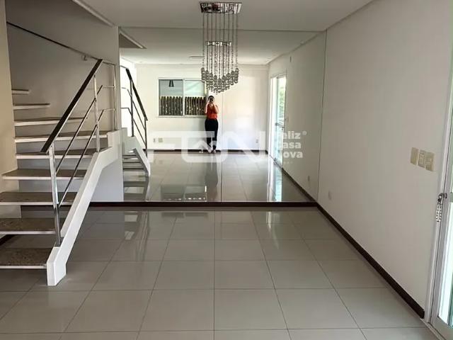 Casa para alugar com 3 quartos e 200 m² por R$ 7.000/mês