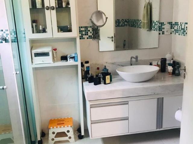 Casa para alugar com 3 quartos e 250 m² de área total por R$ 5.500/mês