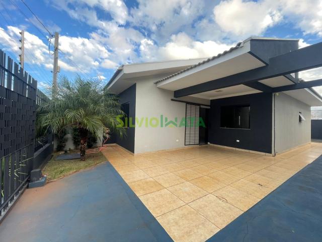 Casa para alugar com 3 Quartos em Alto das Grevíleas, Maringá PR
