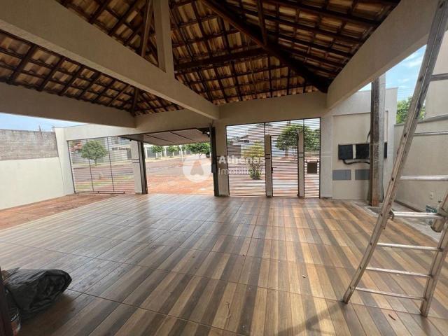 Casa para alugar com 3 quartos em Vila São Francisco, Dourados MS