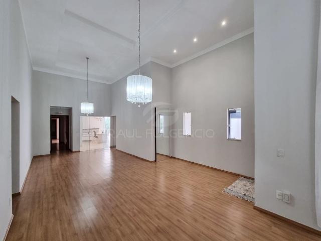 Casa para alugar com 3 Suítes + 1 Quarto em Recanto do Salto, Londrina PR